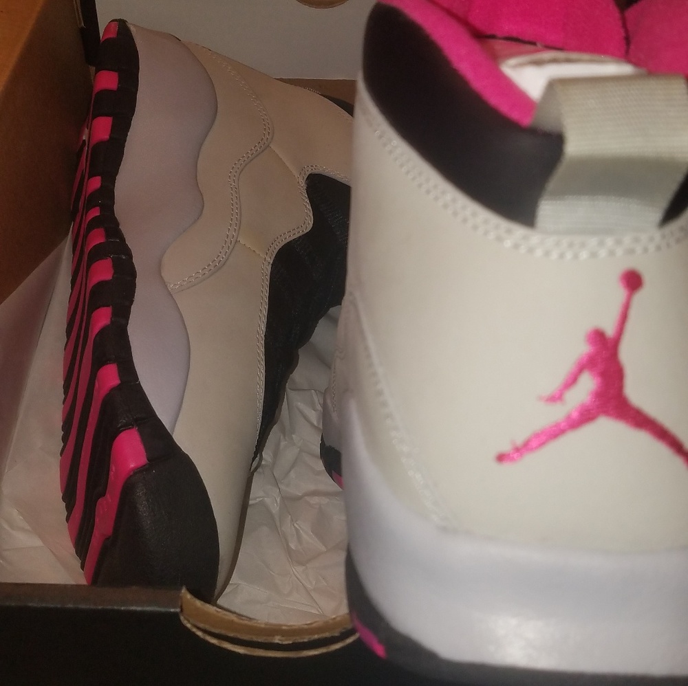 Girls Air Jordan 10 Retro Size: 5.5 Youth